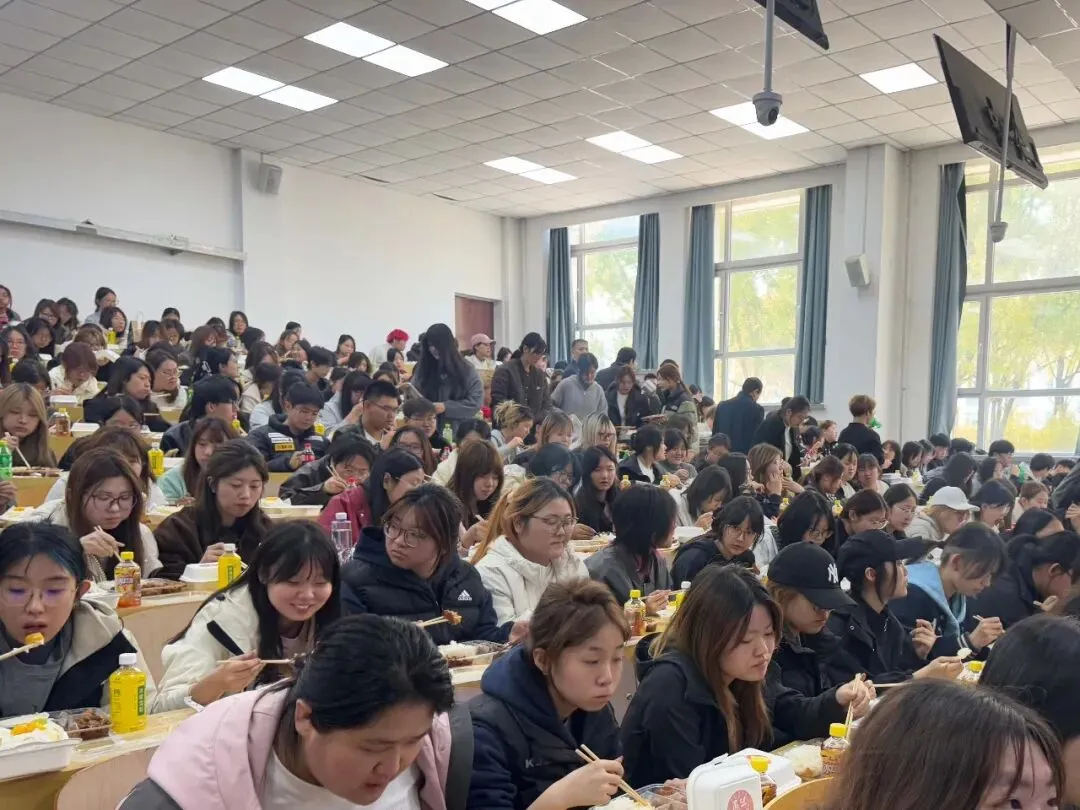 模考砺锋芒,执笔赴山海|黑龙江省2027届美术类第一次联合模拟考试-第43张图片-四季读书网