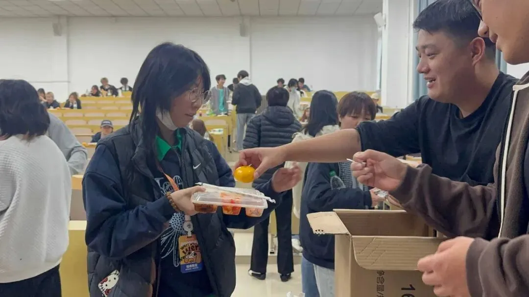 模考砺锋芒,执笔赴山海|黑龙江省2027届美术类第一次联合模拟考试-第49张图片-四季读书网