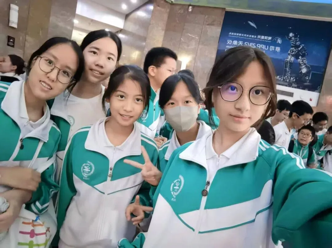少年心怀山海,目光奔赴星河——记初二年级“问天·探地·造未来”博识系列之北京天文馆-第42张图片-四季读书网 少年心怀山海,目光奔赴星河——记初二年级“问天·探地·造未来”博识系列之北京天文馆-第42张图片-四季读书网