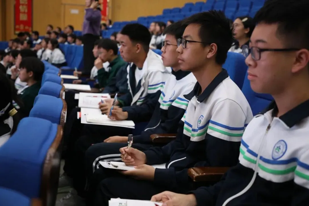 少年奋进承荣光 天辰初三再启航-第78张图片-四季读书网