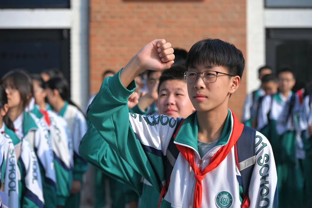 青峡砺志启新章 少年奋楫赴初三-第16张图片-四季读书网 青峡砺志启新章 少年奋楫赴初三-第16张图片-四季读书网