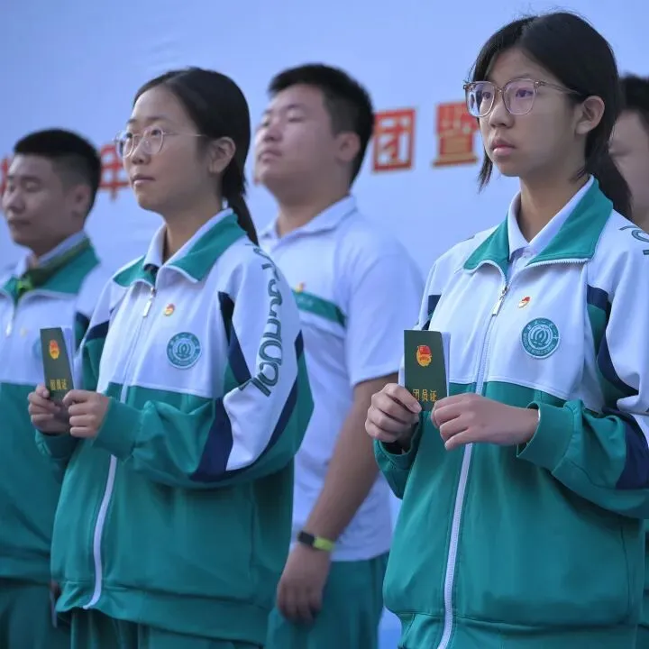 青峡砺志启新章 少年奋楫赴初三-第17张图片-四季读书网 青峡砺志启新章 少年奋楫赴初三-第17张图片-四季读书网