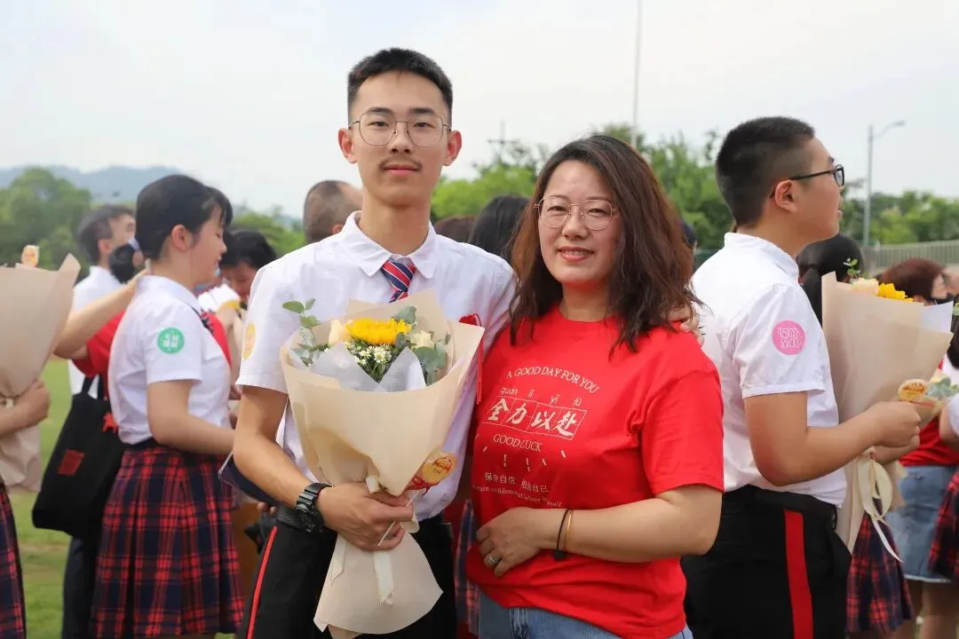 湖畔首届中考 愿旗开得胜 金榜题名!-第51张图片-四季读书网 湖畔首届中考 愿旗开得胜 金榜题名!-第51张图片-四季读书网