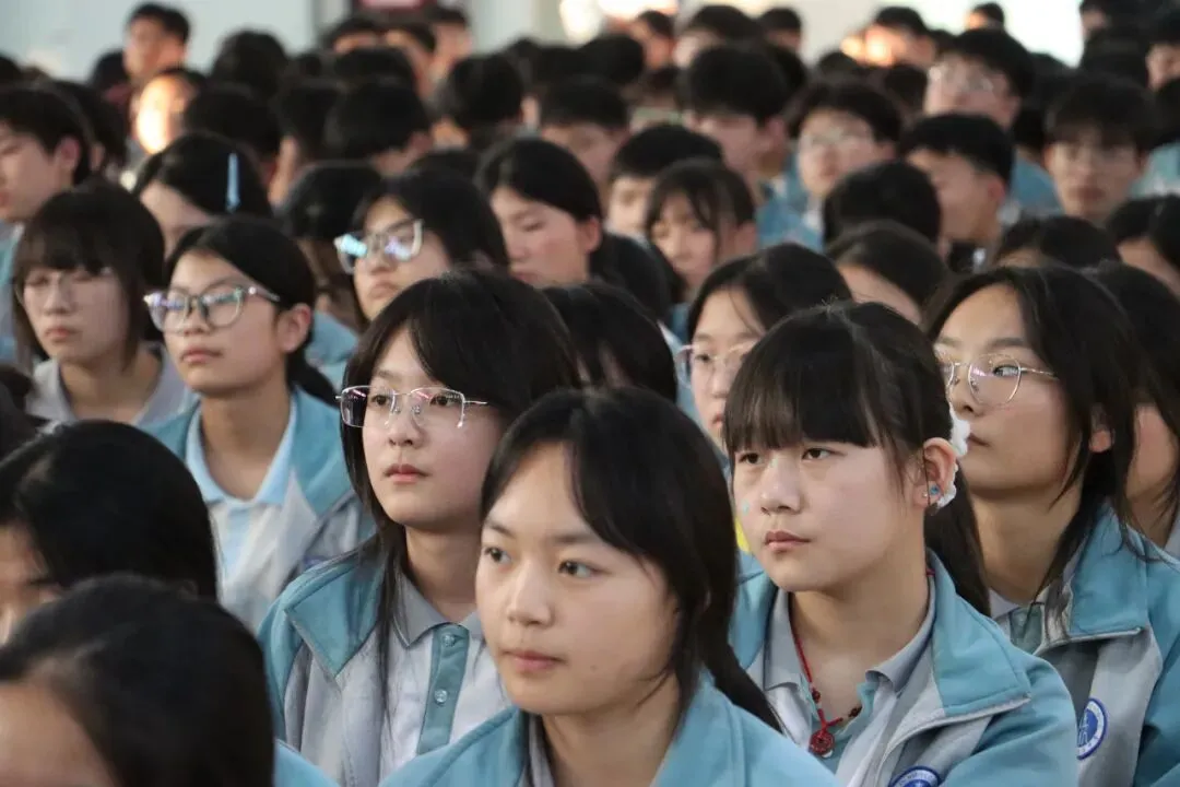 不负韶华勇冲刺,砥砺奋进战中考|蒙城县实验永兴中学九年级召开阶段表彰大会-第42张图片-四季读书网 不负韶华勇冲刺,砥砺奋进战中考|蒙城县实验永兴中学九年级召开阶段表彰大会-第42张图片-四季读书网