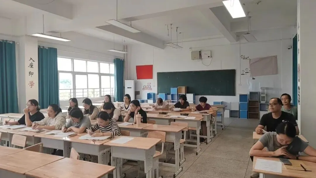 聚焦真题研高考 精准备考促实效 | 通山一中生物组 “说高考” 专题教研活动-第10张图片-四季读书网 聚焦真题研高考 精准备考促实效 | 通山一中生物组 “说高考” 专题教研活动-第10张图片-四季读书网