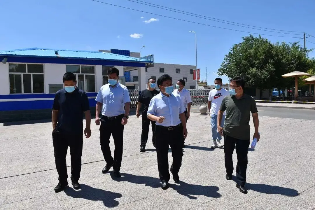 布仁金深入高考考点调研时强调:全力筑牢疫情安全防线 为高考顺利进行保驾护航-第4张图片-四季读书网 布仁金深入高考考点调研时强调:全力筑牢疫情安全防线 为高考顺利进行保驾护航-第4张图片-四季读书网