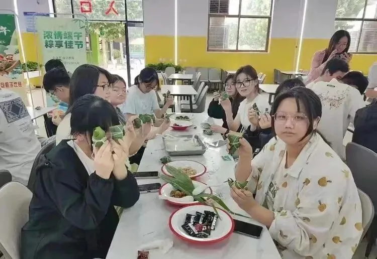 2027年河北高考报名热点问题答疑[单招考生版]-第9张图片-四季读书网