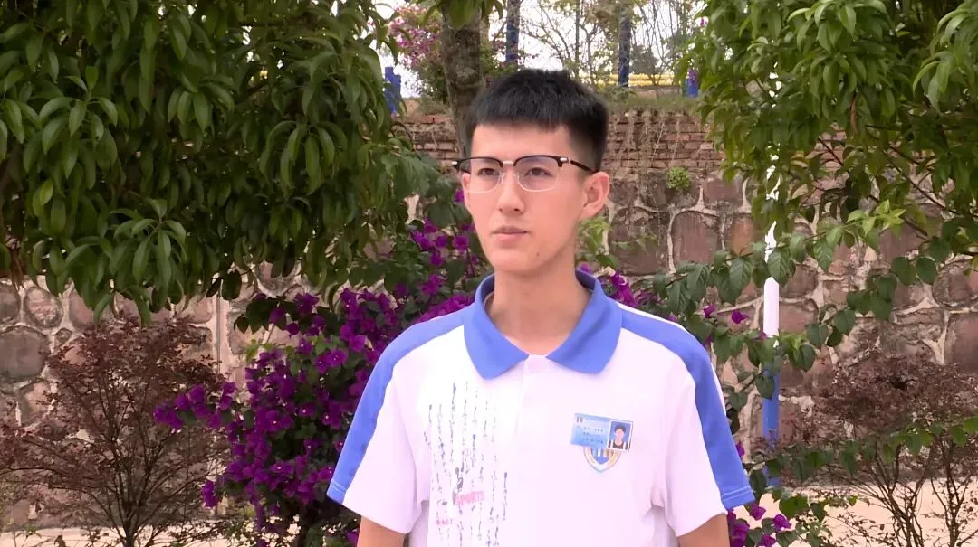 【护航高考】景谷易成高级中学:稳心态 抓教研 从容应考 多措并举护航-第3张图片-四季读书网 【护航高考】景谷易成高级中学:稳心态 抓教研 从容应考 多措并举护航-第3张图片-四季读书网
