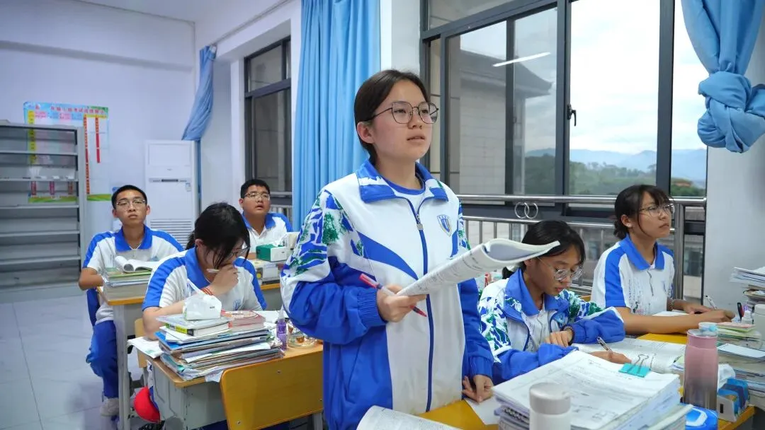 【护航高考】景谷易成高级中学:稳心态 抓教研 从容应考 多措并举护航-第4张图片-四季读书网 【护航高考】景谷易成高级中学:稳心态 抓教研 从容应考 多措并举护航-第4张图片-四季读书网