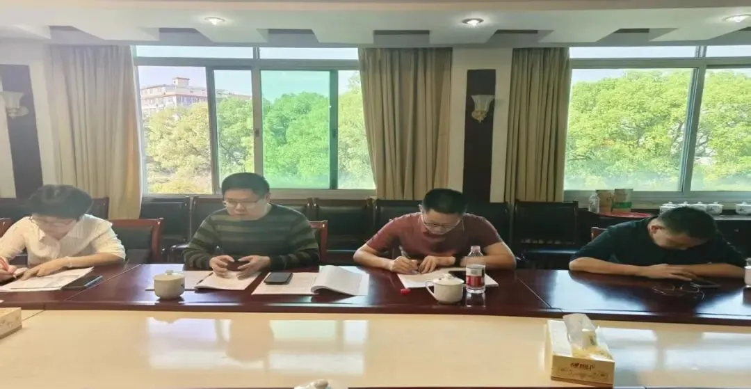 精准把脉一轮复习 聚力赋能高考备考——县教育局莅临攸县一中开展2027届高三一轮教学调研-第19张图片-四季读书网 精准把脉一轮复习 聚力赋能高考备考——县教育局莅临攸县一中开展2027届高三一轮教学调研-第19张图片-四季读书网