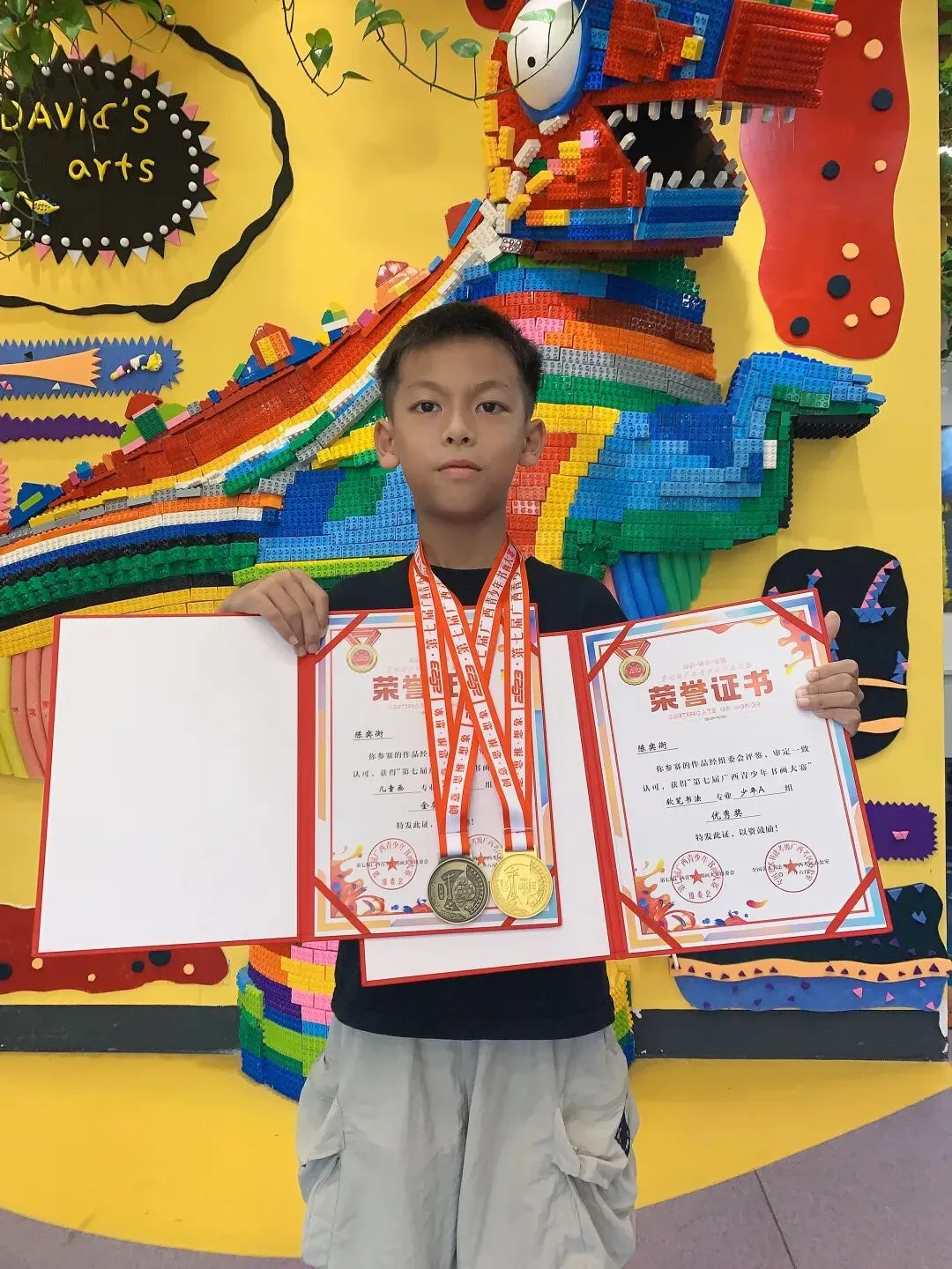 别再死盯分数了!初二妈妈提醒:幼儿园小学不抓这些,初中熬夜也追不上-第10张图片-四季读书网