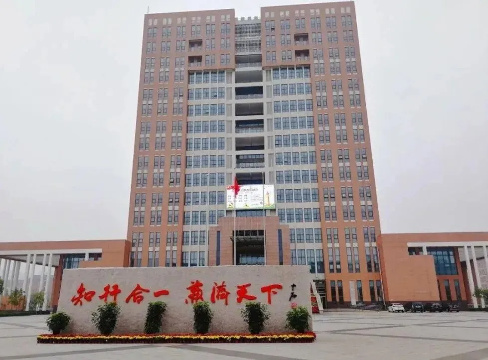 沧州中考指标到校真相|八中十四中十六中十七中对比+2027预判-第1张图片-四季读书网