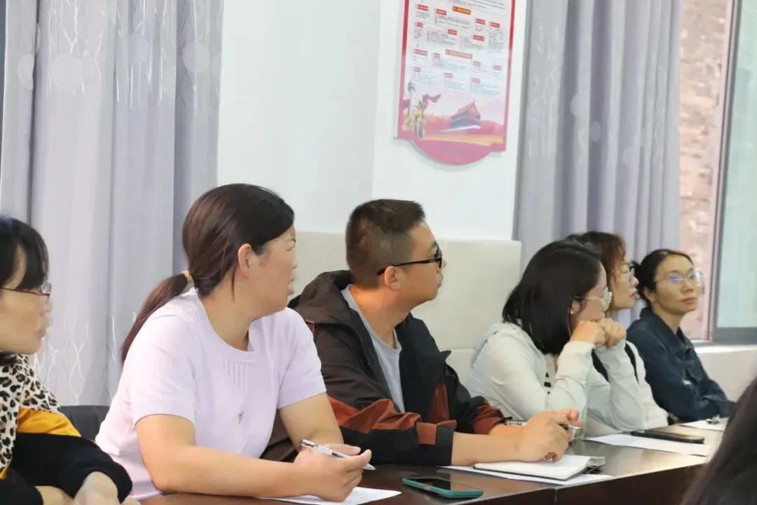 精耕细研抓实效 严管厚爱破中考|宜良四中召开2026年秋季学期九年级备考工作培训会-第18张图片-四季读书网