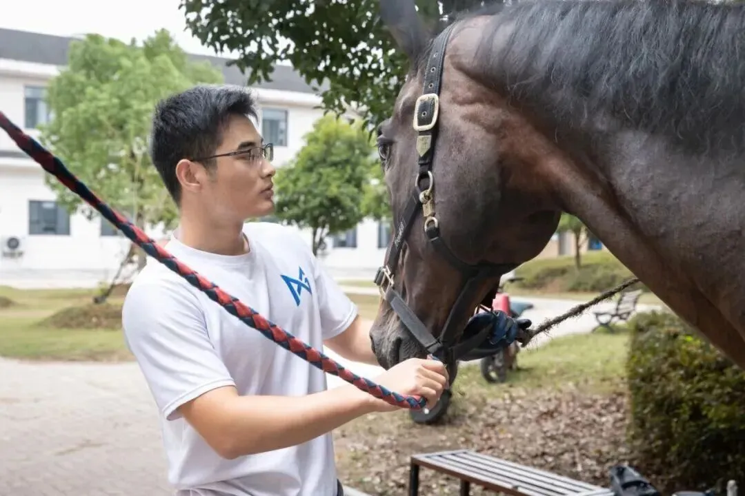 高考522分被调剂到“钉马掌”?这位大学生火了!-第3张图片-四季读书网