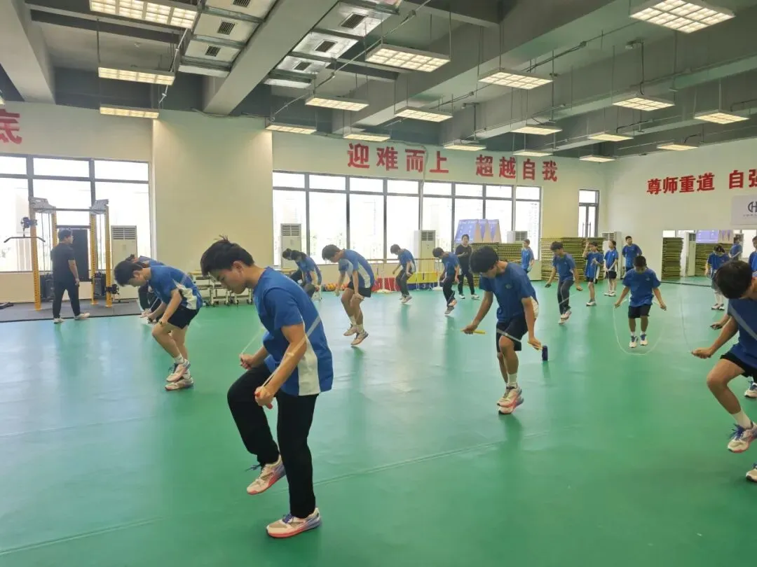 聚焦体育教学改革 聚力体育中考备考 | 三亚市学校体育教学改革暨体育备考工作推进现场会在我校顺利举办-第4张图片-四季读书网
