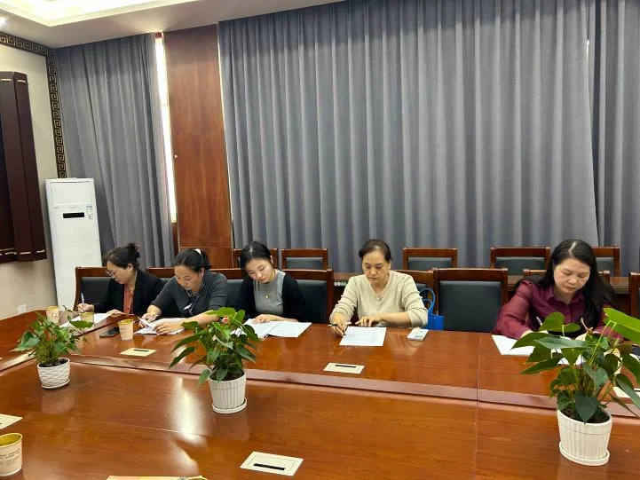 薪火相传递经验,凝心聚力备中考——南阳市第二十三中学校召开2027届备考经验交流会-第11张图片-四季读书网 薪火相传递经验,凝心聚力备中考——南阳市第二十三中学校召开2027届备考经验交流会-第11张图片-四季读书网