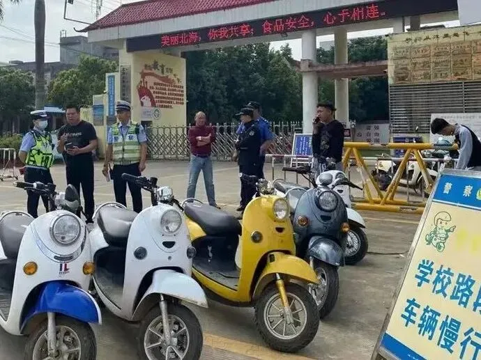 护航中考助梦远航!北海公安交警“三到位”筑牢中考安全防线-第3张图片-四季读书网 护航中考助梦远航!北海公安交警“三到位”筑牢中考安全防线-第3张图片-四季读书网