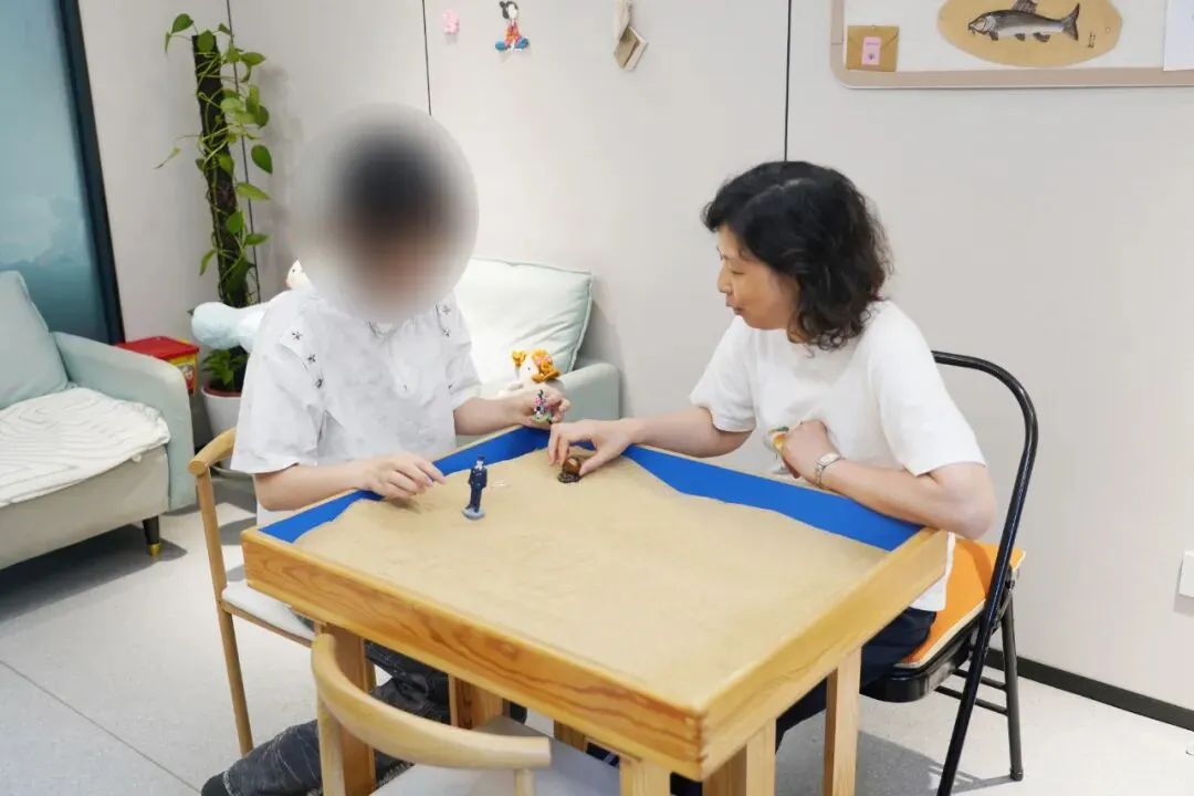 初三男孩总听到“歌声”、睡不好、不想动,杭州心安愈:这不是懒,是情绪在发出信号-第4张图片-四季读书网 初三男孩总听到“歌声”、睡不好、不想动,杭州心安愈:这不是懒,是情绪在发出信号-第4张图片-四季读书网
