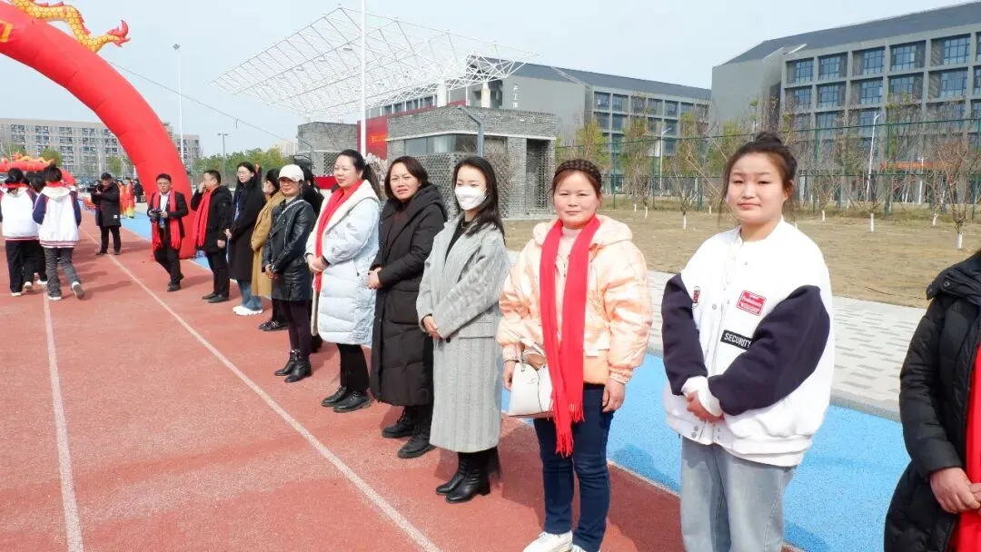 创业中专2020级学生成人礼暨高考誓师大会:恰同学少年-第12张图片-四季读书网 创业中专2020级学生成人礼暨高考誓师大会:恰同学少年-第12张图片-四季读书网