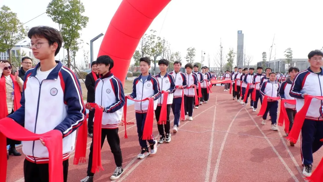 创业中专2020级学生成人礼暨高考誓师大会:恰同学少年-第15张图片-四季读书网 创业中专2020级学生成人礼暨高考誓师大会:恰同学少年-第15张图片-四季读书网
