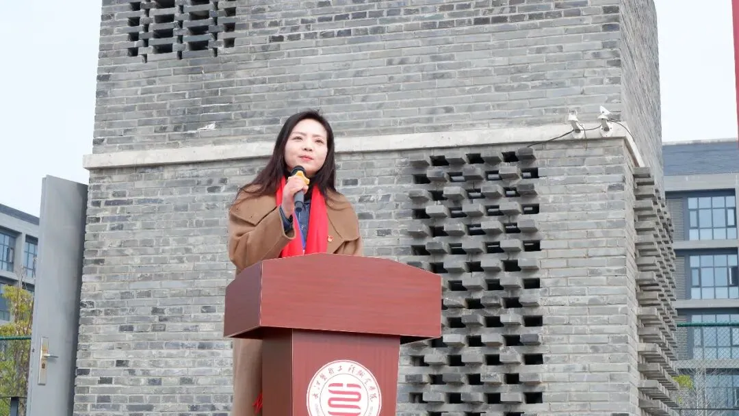 创业中专2020级学生成人礼暨高考誓师大会:恰同学少年-第42张图片-四季读书网 创业中专2020级学生成人礼暨高考誓师大会:恰同学少年-第42张图片-四季读书网