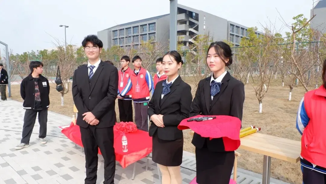 创业中专2020级学生成人礼暨高考誓师大会:恰同学少年-第79张图片-四季读书网 创业中专2020级学生成人礼暨高考誓师大会:恰同学少年-第79张图片-四季读书网
