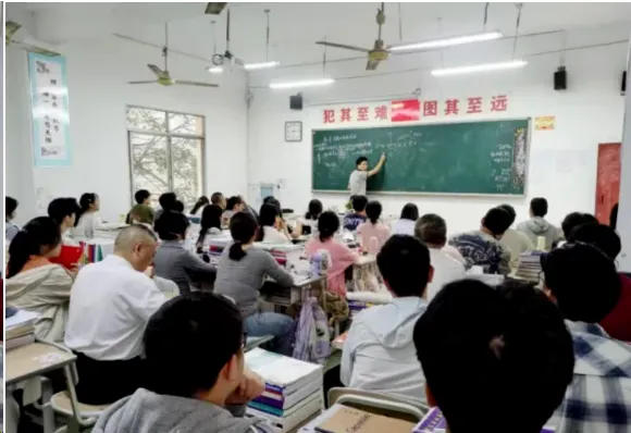 备战2027高考|重庆奥林高辅学校高三全托集训班招生简章一览-第21张图片-四季读书网 备战2027高考|重庆奥林高辅学校高三全托集训班招生简章一览-第21张图片-四季读书网