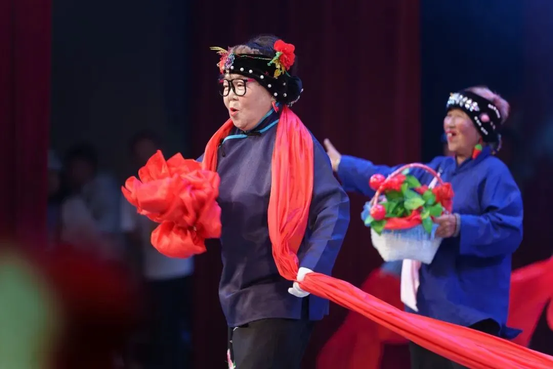 男生高考522分被调剂到马术专业学钉蹄:全年级就他一人,“月薪保底5位数”,一年学费4000元;10岁男孩手拔烂牙几个月后脑出血|三农早餐-第5张图片-四季读书网 男生高考522分被调剂到马术专业学钉蹄:全年级就他一人,“月薪保底5位数”,一年学费4000元;10岁男孩手拔烂牙几个月后脑出血|三农早餐-第5张图片-四季读书网
