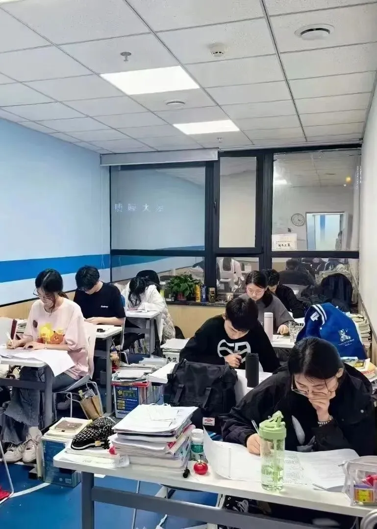 张家口初二辅导课程安排|锐满分教育八年级一对一针对性辅导/班课分层教学-第14张图片-四季读书网