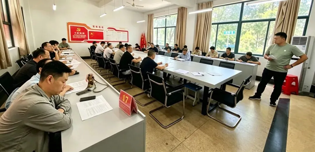 研真题明方向  传经验启新程|宜城一中物理教研组开展高考传承专题教研会-第2张图片-四季读书网