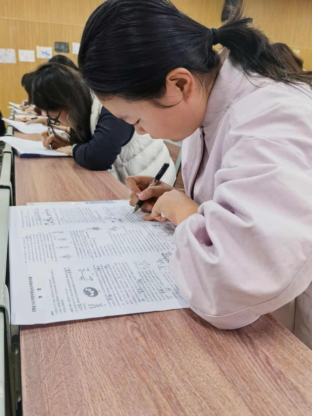 【伯阳动态】以考促研砺内功 精研真题提质量——三门峡市伯阳学校初中部教师成长提速行动之共研中考试题活动圆满举行-第12张图片-四季读书网 【伯阳动态】以考促研砺内功 精研真题提质量——三门峡市伯阳学校初中部教师成长提速行动之共研中考试题活动圆满举行-第12张图片-四季读书网