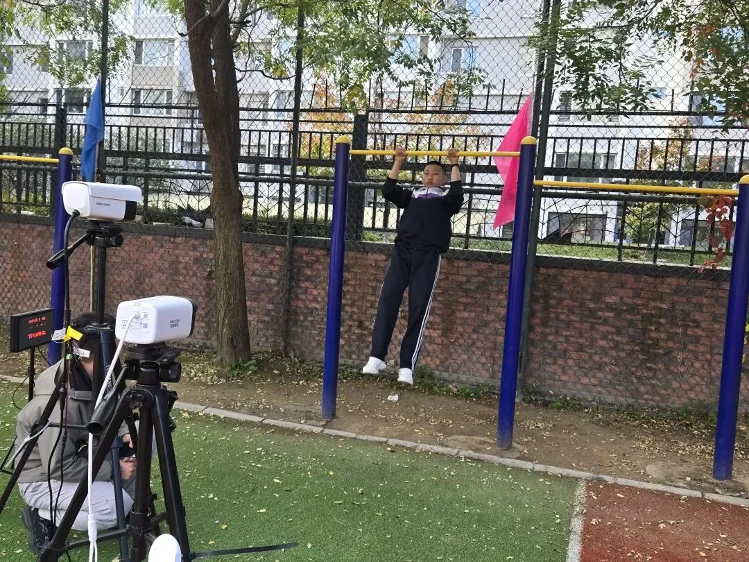 以测促练强体魄 凝心聚力战中考--沈阳飞跃实验中学体育中考模拟测试纪实-第24张图片-四季读书网 以测促练强体魄 凝心聚力战中考--沈阳飞跃实验中学体育中考模拟测试纪实-第24张图片-四季读书网