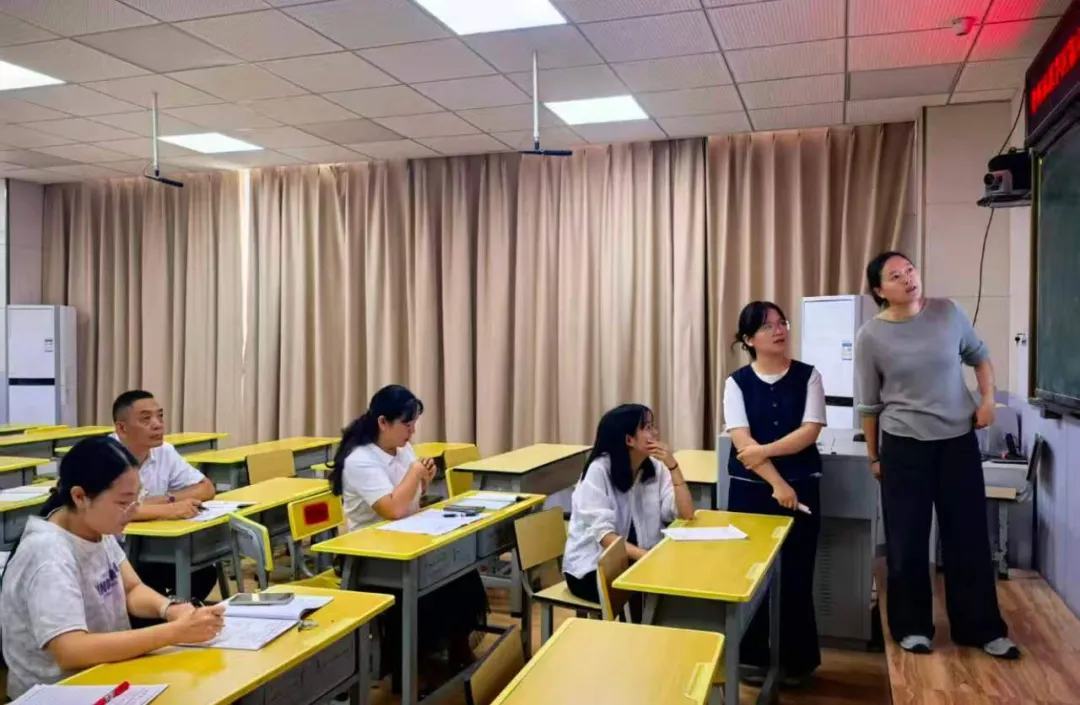 【美好六中】以题为师研真题,以赛促教共成长 ——思茅区第六中学开展道德与法治学科“以题为师”研题·说题校内初赛-第5张图片-四季读书网