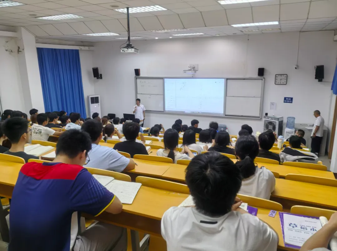 迎战重庆新高考|重庆奥林高辅高三全托集训火热开启-第9张图片-四季读书网