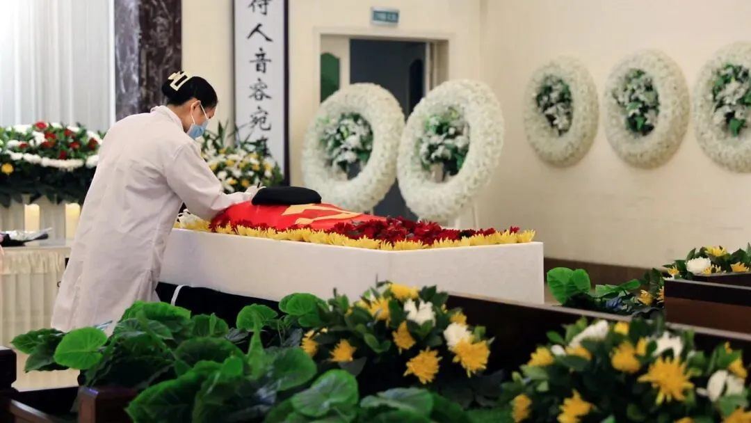 4月4号清明出生,高考444分,被殡葬专业录取男生已入学:地选之子挺好的…-第5张图片-四季读书网