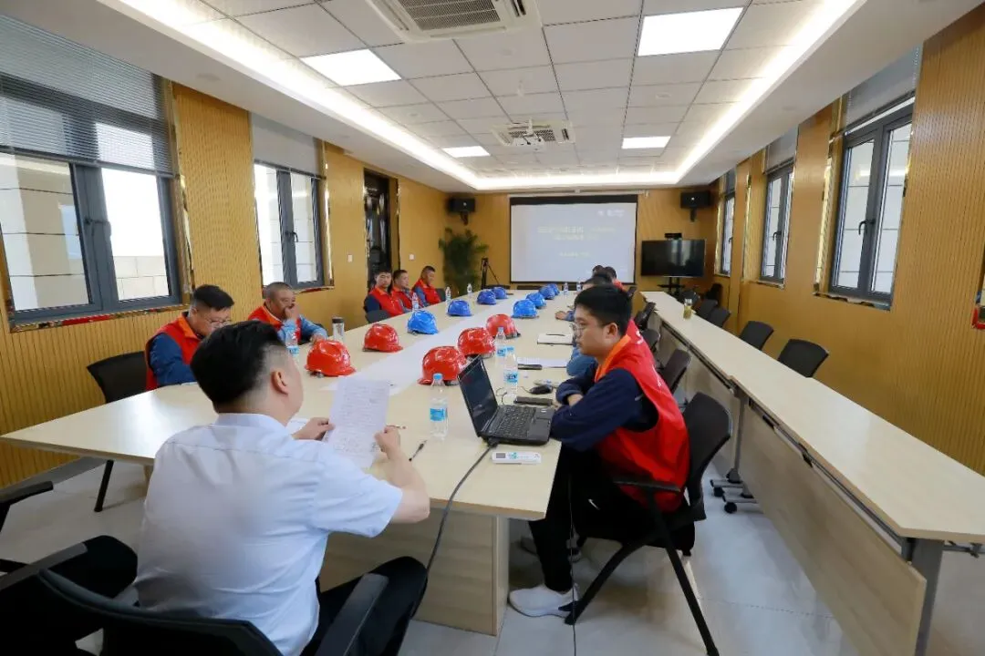 凤阳供电:应急演练 吹响2022年高中考保电“冲锋号”-第9张图片-四季读书网 凤阳供电:应急演练 吹响2022年高中考保电“冲锋号”-第9张图片-四季读书网