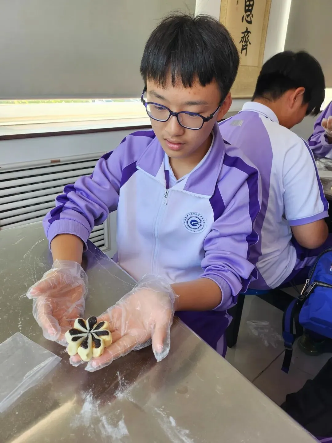 秋寻京味,行悟匠心 ——记初二年级御食园社会大课堂实践活动-第19张图片-四季读书网 秋寻京味,行悟匠心 ——记初二年级御食园社会大课堂实践活动-第19张图片-四季读书网
