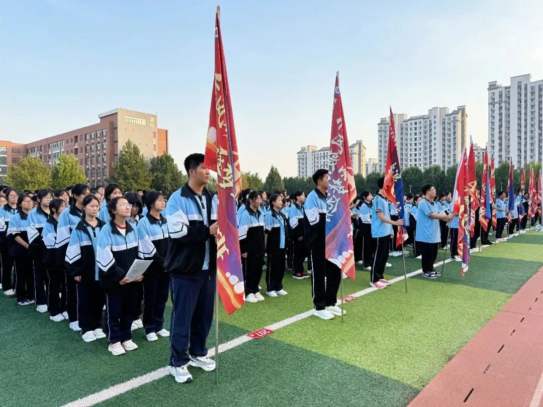 厉兵秣马迎战高考,勇毅笃行月攀新高——滏运中学高三年级召开第一次月考表彰会-第7张图片-四季读书网