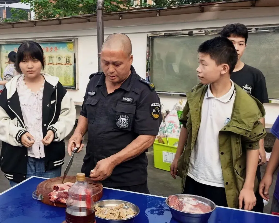 初二年级秋期烹饪课-第5张图片-四季读书网 初二年级秋期烹饪课-第5张图片-四季读书网