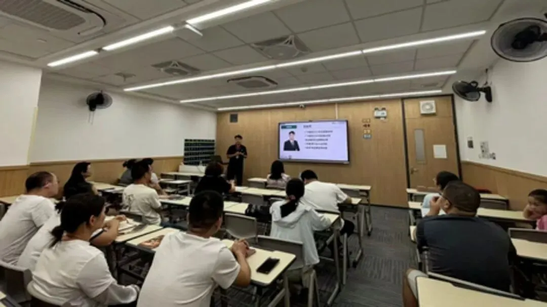 免费报名!新东方亚运城校区小升初+中考规划讲座;免费自习室+199元一对一体验课-第11张图片-四季读书网 免费报名!新东方亚运城校区小升初+中考规划讲座;免费自习室+199元一对一体验课-第11张图片-四季读书网