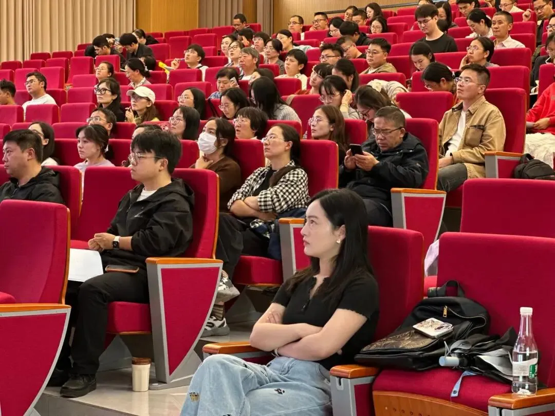 昆明市2027届高考数学复习备考研讨会在我校顺利举行-第21张图片-四季读书网 昆明市2027届高考数学复习备考研讨会在我校顺利举行-第21张图片-四季读书网