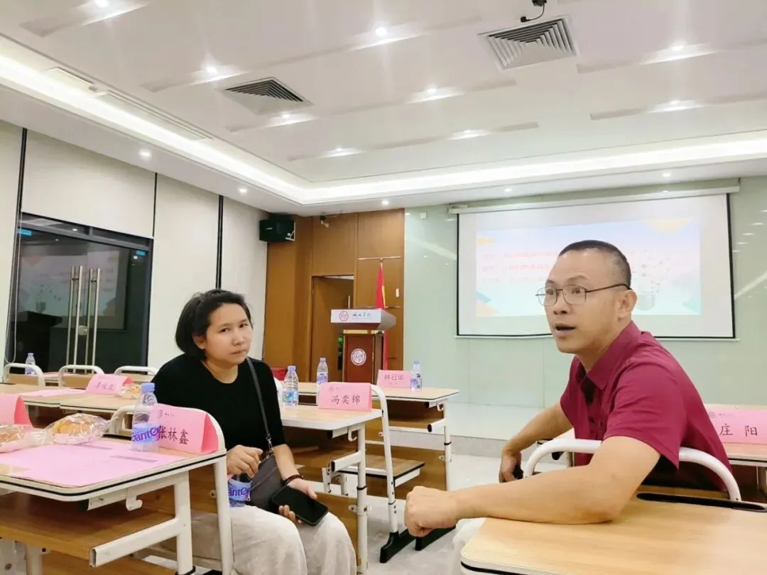 逐梦中考,展翼未来——诚铭学校召开2026年秋季九年级家长会-第10张图片-四季读书网 逐梦中考,展翼未来——诚铭学校召开2026年秋季九年级家长会-第10张图片-四季读书网