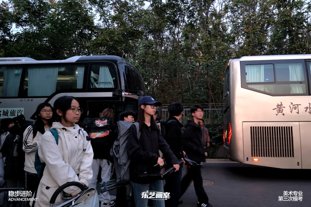 乐艺画室2026第三次模拟考试纪实-第4张图片-四季读书网 乐艺画室2026第三次模拟考试纪实-第4张图片-四季读书网