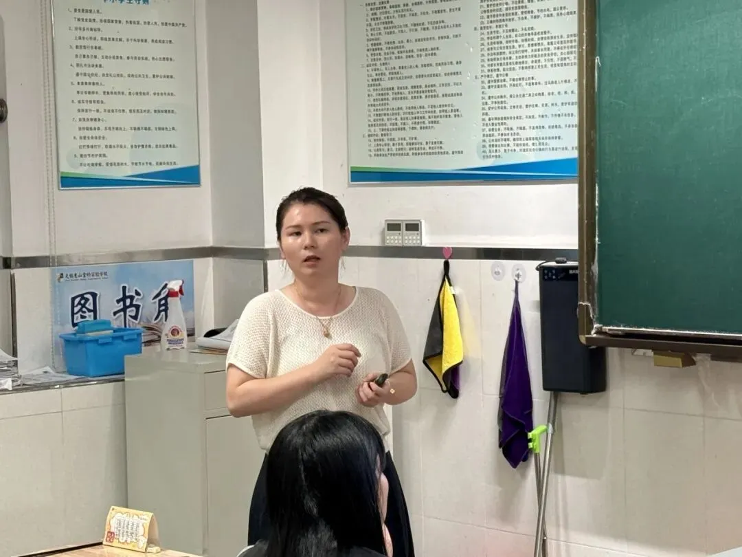 家校同心聚力,携手备战中考——惠山金桥初中2026年初三年级家长会圆满举行-第17张图片-四季读书网 家校同心聚力,携手备战中考——惠山金桥初中2026年初三年级家长会圆满举行-第17张图片-四季读书网