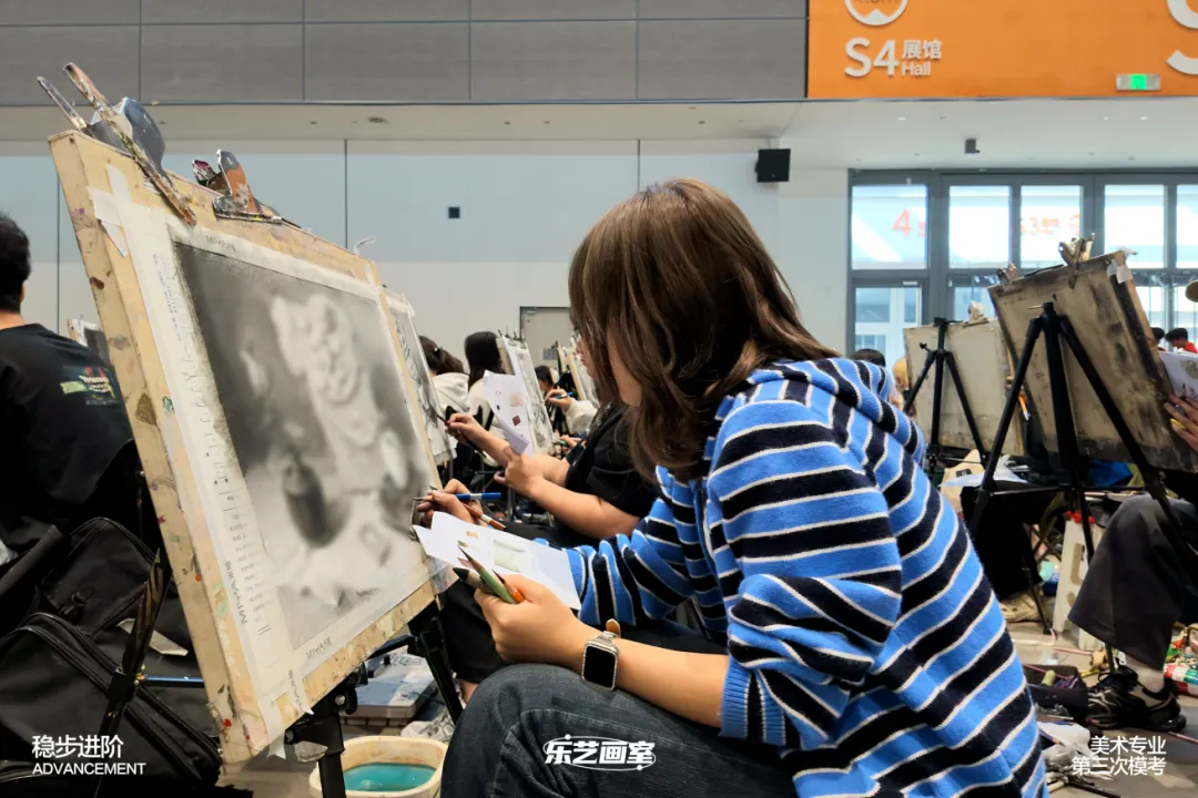 乐艺画室2026第三次模拟考试纪实-第19张图片-四季读书网 乐艺画室2026第三次模拟考试纪实-第19张图片-四季读书网