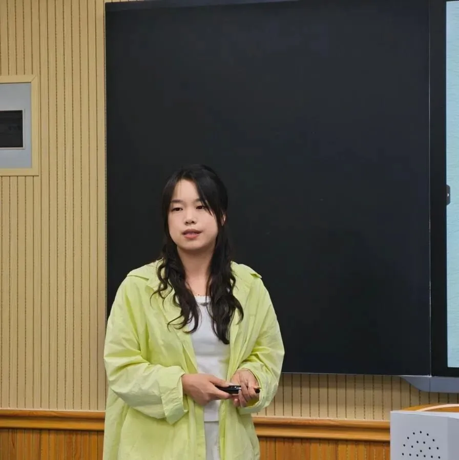 深耕真题研思聚力 精研备考赋能课堂│平顶山市高中英语教育罗果、李明、买乐升名师工作室开展联合研修活动-第22张图片-四季读书网 深耕真题研思聚力 精研备考赋能课堂│平顶山市高中英语教育罗果、李明、买乐升名师工作室开展联合研修活动-第22张图片-四季读书网
