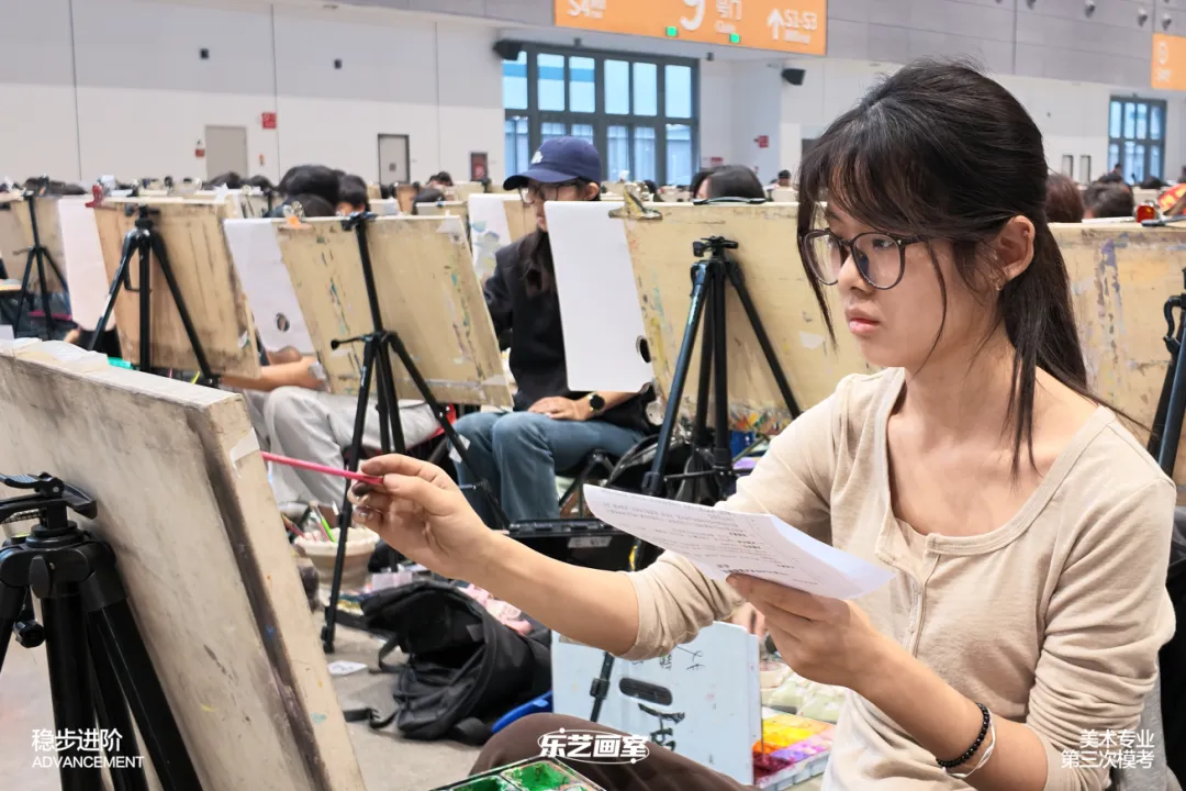 乐艺画室2026第三次模拟考试纪实-第34张图片-四季读书网 乐艺画室2026第三次模拟考试纪实-第34张图片-四季读书网