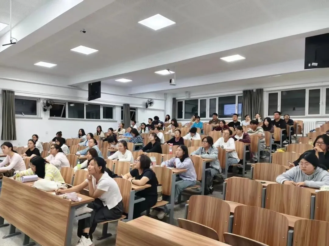 【院闻速递】我院成功组织《学生手册》模拟考试-第5张图片-四季读书网 【院闻速递】我院成功组织《学生手册》模拟考试-第5张图片-四季读书网