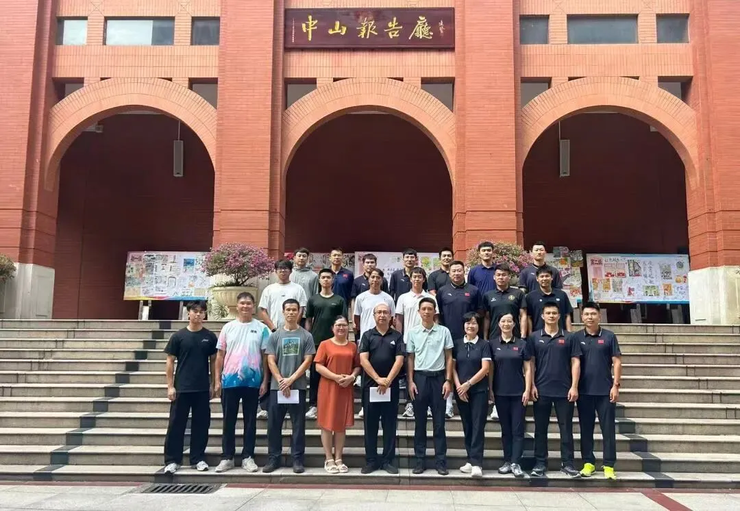 聚力中考备考 互促体育教研 淬炼师资队伍:广州三中联动华附体育名师工作室,搭建校际体育教研平台-第2张图片-四季读书网 聚力中考备考 互促体育教研 淬炼师资队伍:广州三中联动华附体育名师工作室,搭建校际体育教研平台-第2张图片-四季读书网