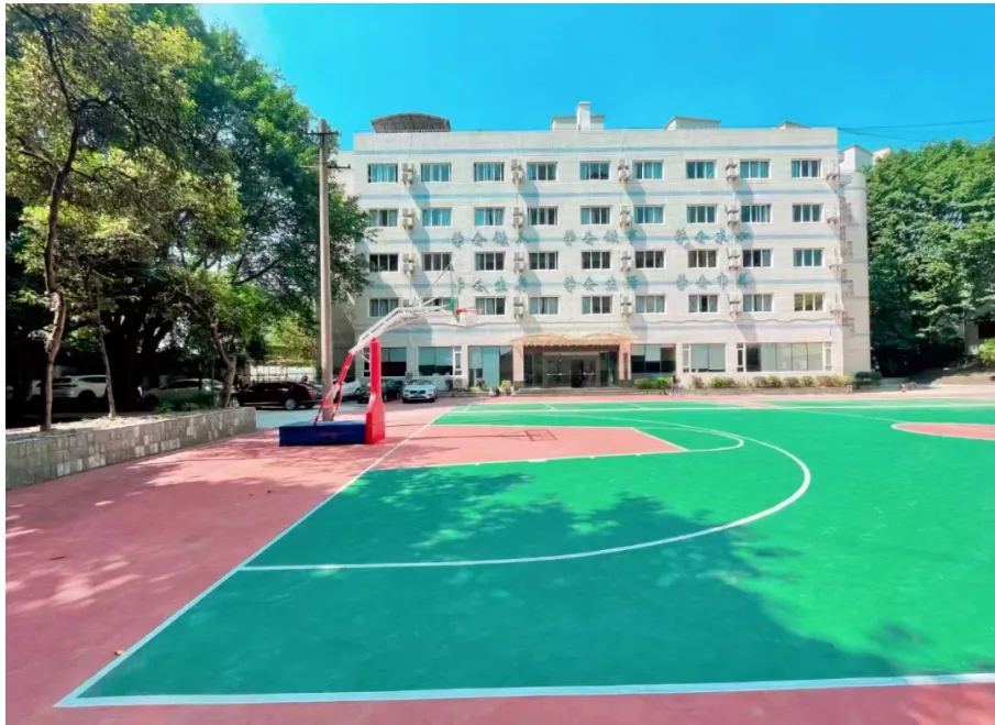 两江新区封闭式高考全托学校|2026重庆奥林高辅高三全日制全托班火热招生-第8张图片-四季读书网